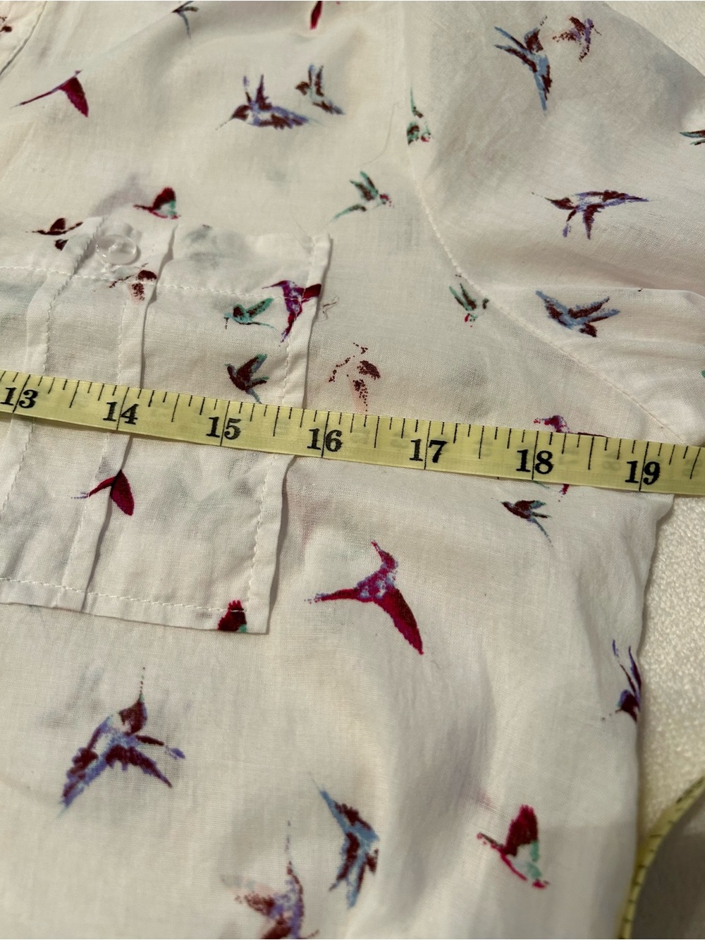 Eden and Olivia Women’s White Pullover Blouse with Multicolor Hummingbird Print - Picture 6 of 8